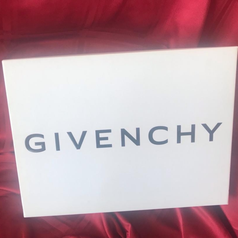 GIVENCHY shoes box